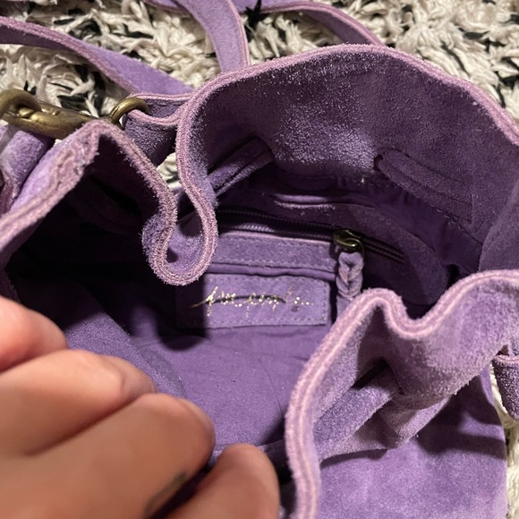 Free People Lavender Billie Suede cross body bag - Picture 3 of 3